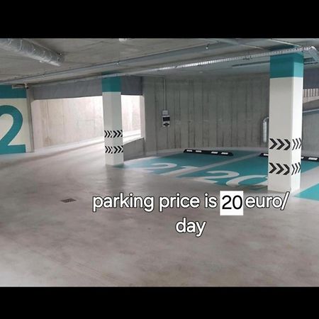 Happy Inn Classical Style, Self Check-In, Parking In The Underground Garage VNO Exteriör bild